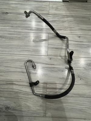 Renault scenic iii 1.9 dci трубка шланг патрубок кондиціонера 924900018r фото №1