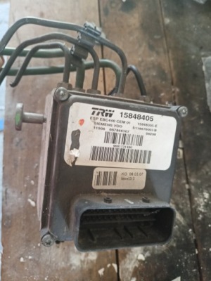 Peugeot 407 насос abs 15848405 s118676003b фото №1