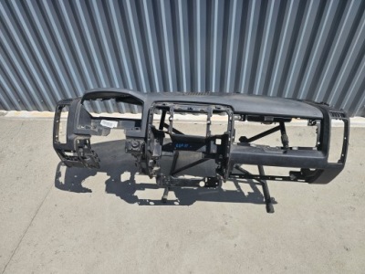 Dodge ram 1500 09- панель приладів приладова подушка usa фото №1