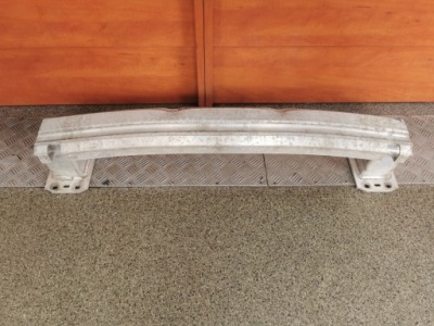 Балка pod бампер задня audi e-tron фото №1