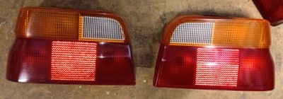 FORD ESCORT (95-99) BERLINA FARO PARTE TRASERA PRAWA, IZQUIERDA  