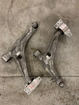 Рычаг правый перед mercedes gla w247 h247 фото №1