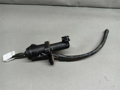 Насос зчеплення vw polo fabia ii 6q0721388 фото №1