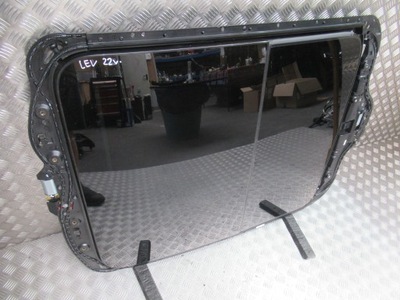 Maserati levante люк комплект 06702661380 фото №1