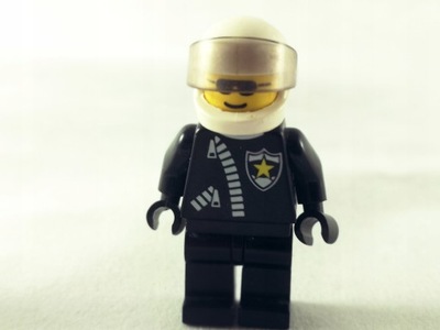 Lego System City figurka policjant policja