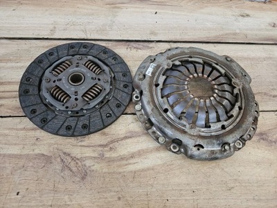 Диск прижим dacia dokker 1.5 dci 301012572r фото №1