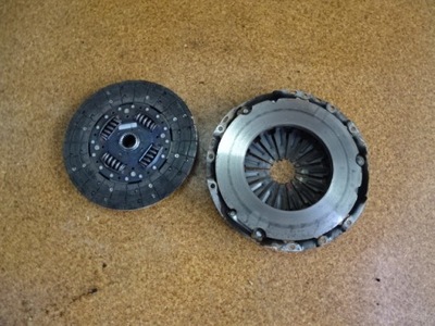 Toyota hilux 12r сцепление прижим 2,5d4d комплект фото №1