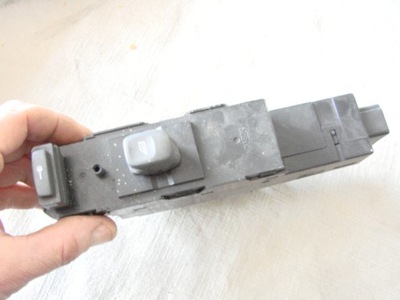 Переключатель стекло p перед v70 ii 2002 9452941 фото №1