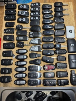 Ключ toyota yaris auris prius avensis rav4 hilux фото №1