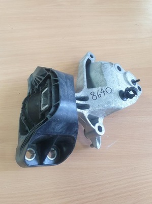 Renault megane iv 14- кронштейн двигателя 112327345r фото №1