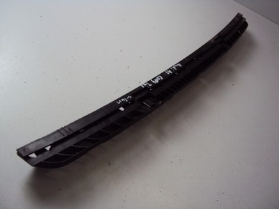 Audi оригінальний номер 82a807863 напрямна бампера фото №1