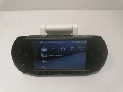 Konsola PSP E-1004