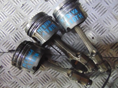 Поршень z17dth opel astra h meriva a 1.7 фото №1