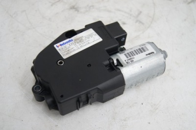 Моторчик люк volvo s60 ii 1736847a 17487173 3.0l 258kw 2014 фото №1