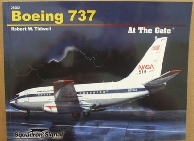 Boeing 737 At the Gate - Squadron/Signal