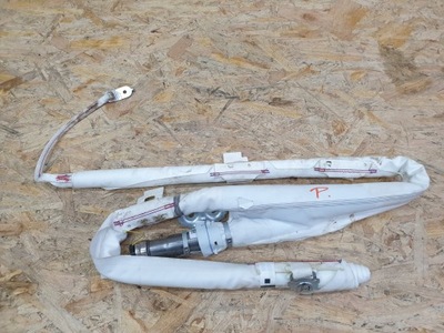 Toyota yaris iv шторка безпеки права фото №1