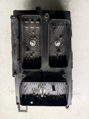 Коробка запобіжників opel zafira b 13206759 фото №1