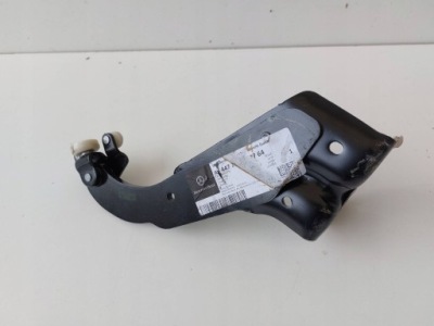 Mercedes vito 447 ролик средняя дверь правая 4477600547 оригинал фото №1