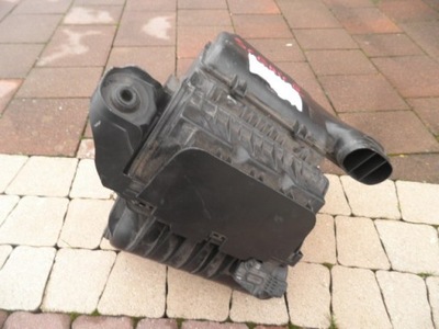 Корпус фильтра воздуха -renault scenic iv megane фото №1