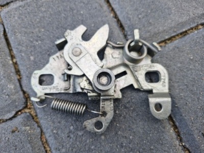 Citroen c5 aircross замок капот оригінал фото №1