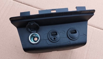 Peugeot 2008 разъём прикуривателя port usb фото №1