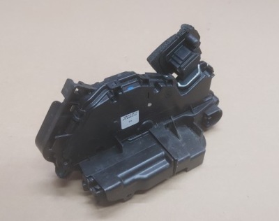 Vw golf vii sportsvan замок дверь левый перед 7 pin фото №1