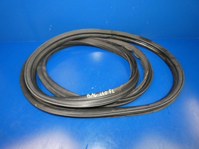 Hyundai i40 kombi прокладка крышки багажника фото №1