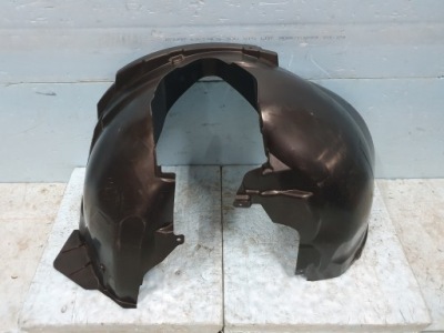 Підкрилок volvo xc60 ii ліва перед передні nowe фото №1