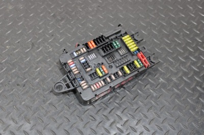 Коробка предохранителей bmw 1 f20 f21 9261111 фото №1