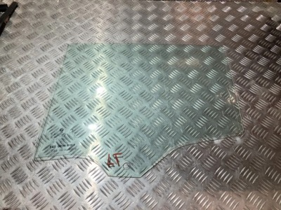 Стекло дверь левый задняя bmw 1 f40 2019 r фото №1