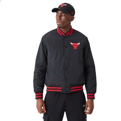 Bunda bomber New Era NBA Chicago Bulls Script Bomber Jacket čierna