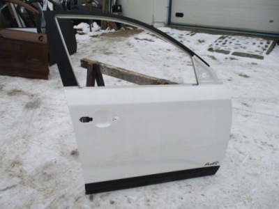 Дверь передние правое kia sportage iii фото №1