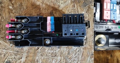 Коробка предохранителей mercedes w211 2115452301 фото №1