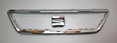 Seat ibiza 6f 5 v fr 2017- значок + рамка хром решетка решётка оригинальный номер фото №1