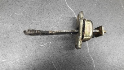 7m0839249d обмежувач двері задня ford galaxy mk1 фото №1