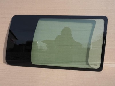 Скло бічна права задня vw t4 multivan as2 фото №1