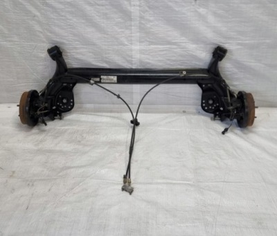 Oś вісь балка підвіска задній ford fiesta mk8 1,1 бензин фото №1