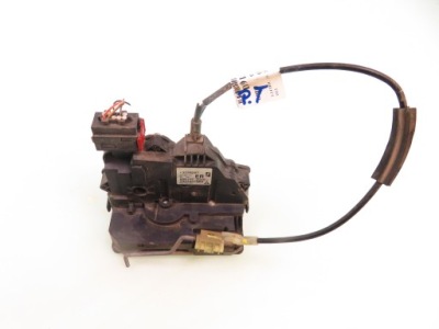 Замок правий задній opel corsa d 13258267er фото №1