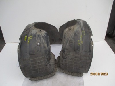 Підкрилок hyundai tucson ii 86813-n7000 ліва фото №1