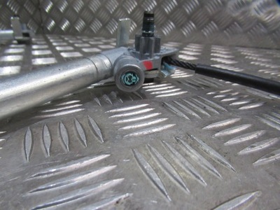 Maserati levante натягувач поперечина 06700395800 фото №1