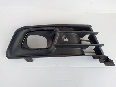 Renault captur lift решітка права бампер перед фото №1