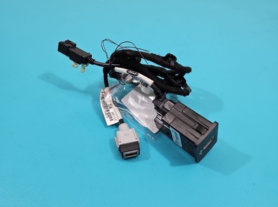 Роз'єм usb ford escape iii 12- hs7t-14f014-ac фото №1