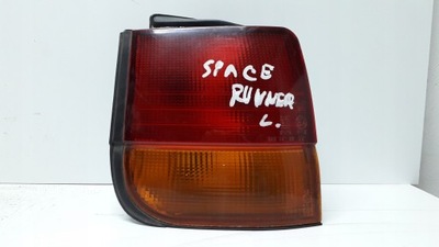 Mitsubishi space runner 91-99 лампа задня ліва фото №1
