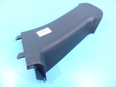 Захист стійка пластикова задня права dacia duster i фото №1