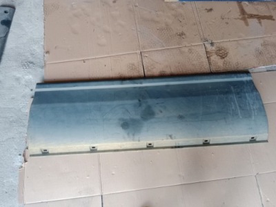 Молдинг лівий bok середина iveco daily iii 500326818 фото №1