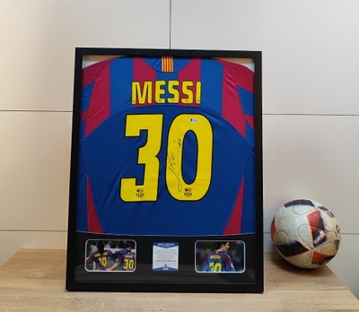 Leo Messi, FC Barcelona - koszulka z autografem w ramie (zag)