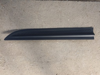 Porsche macan lift молдинг двері передня ліва фото №1