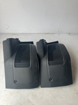 Защита заглушка подкрылок правая rav4 v 58441-42020 фото №1