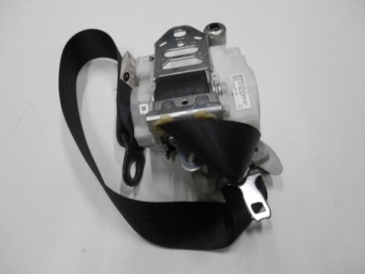 Lexus is 2 ремінь безпеки передній перед фото №1