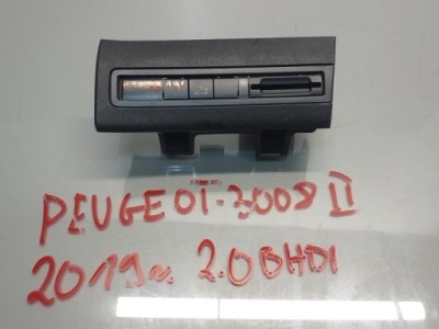 Панель считыватель карты peugeot 3008 ii фото №1